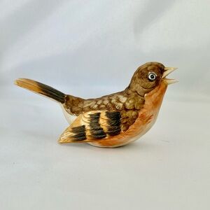 Vintage Made in Japan Porcelain Brown Bird Robin Handpainted 5” Length Very Nice